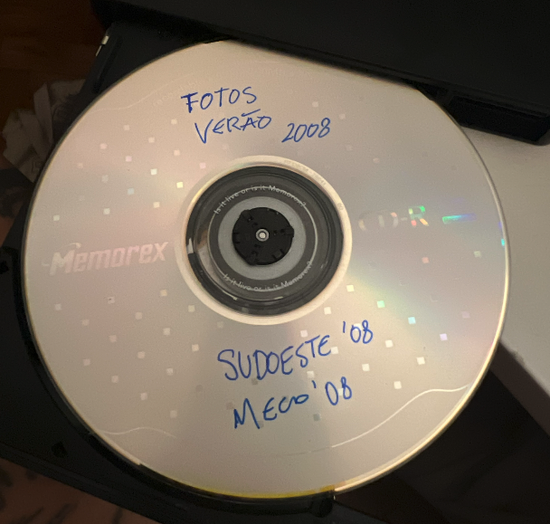 CD with photographs